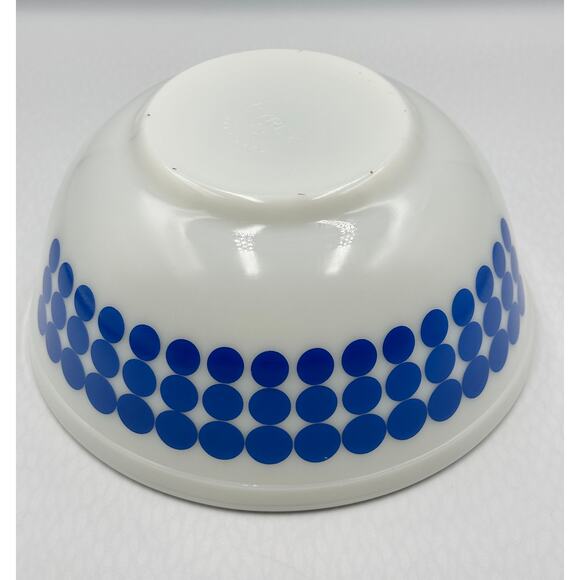 Vintage PYREX 403 Blue Polka Dot White Glass Mixing Bowl 2-1/2 Qt - Picture 7 of 10